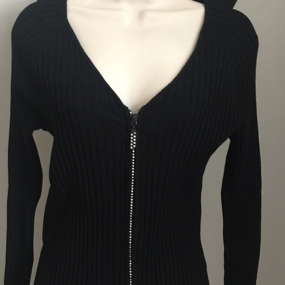 Camille La Vie Sweaters - Camille La Vie Black zip front sweater